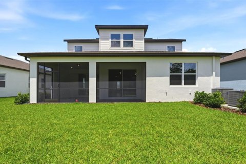 House in Spring Hill, Florida 3 bedrooms, 255.3 sq.m. № 2100869 - photo 19