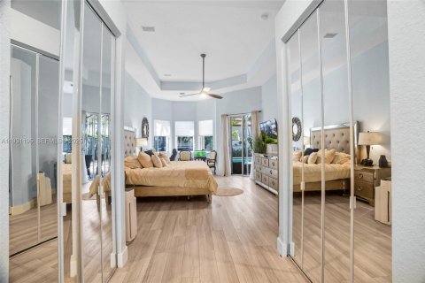 Купить виллу или дом в Пемброк-Пайнс, Флорида 4 спальни, 274.71м2, № 1991826 - фото 29