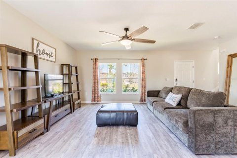House in Riverview, Florida 4 bedrooms, 213.77 sq.m. № 1765361 - photo 13