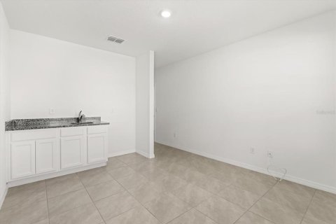 Villa ou maison à vendre à Mount Dora, Floride: 4 chambres, 253.16 m2 № 1800095 - photo 12