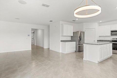 Villa ou maison à vendre à Mount Dora, Floride: 4 chambres, 253.16 m2 № 1800095 - photo 18