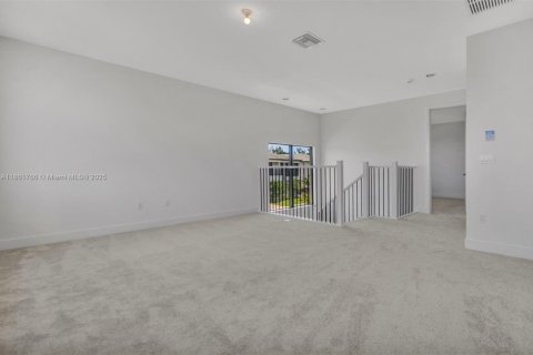 House in Boca Raton, Florida 4 bedrooms, 304.91 sq.m. № 1891135 - photo 29