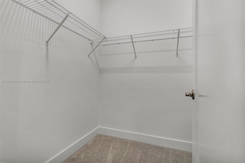 House in Boca Raton, Florida 4 bedrooms, 304.91 sq.m. № 1891135 - photo 28