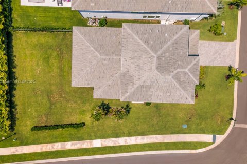 House in Boca Raton, Florida 4 bedrooms, 304.91 sq.m. № 1891135 - photo 6
