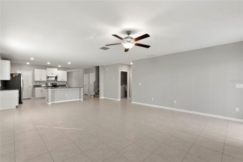 House in Wesley Chapel, Florida 5 bedrooms, 269.6 sq.m. № 1797279 - photo 9