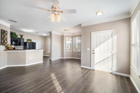 Condo in Tampa, Florida, 2 bedrooms  № 1526391 - photo 6