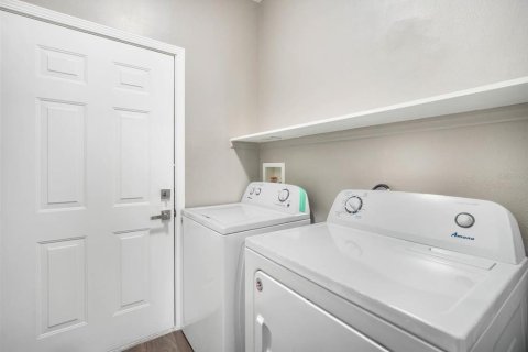 Condo in Tampa, Florida, 2 bedrooms  № 1526391 - photo 23