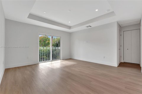 Condo in Coral Springs, Florida, 3 bedrooms  № 1830515 - photo 16