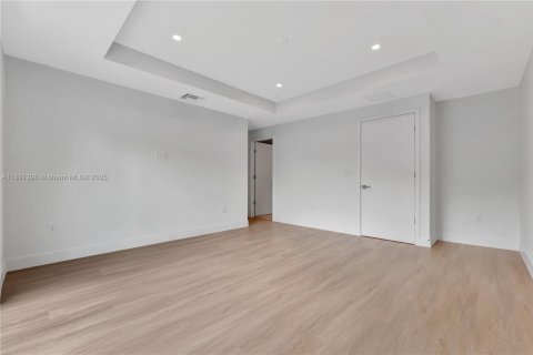 Condo in Coral Springs, Florida, 3 bedrooms  № 1830515 - photo 17