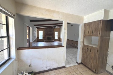 House in Port Orange, Florida 3 bedrooms, 154.78 sq.m. № 2393987 - photo 13