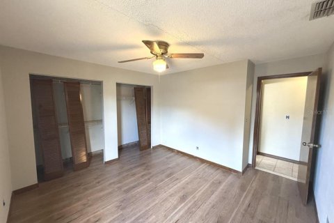 House in Port Orange, Florida 3 bedrooms, 154.78 sq.m. № 2393987 - photo 29