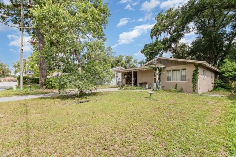 House in DeLand, Florida 3 bedrooms, 100.43 sq.m. № 1782182 - photo 2