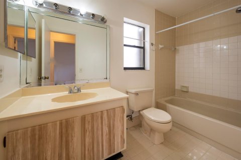 Снять в аренду квартиру в Корал-Спрингс, Флорида 3 комнаты, 92.44м2, № 2084470 - фото 5