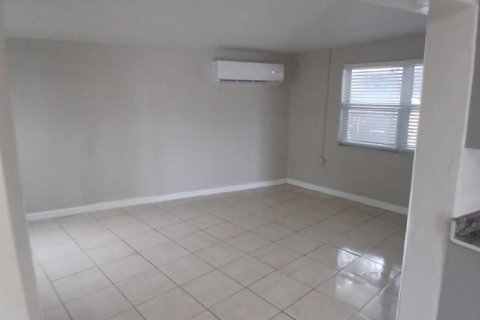 Appartement à louer à Dania Beach, Floride: 3 chambres, 111.48 m2 № 2293655 - photo 11