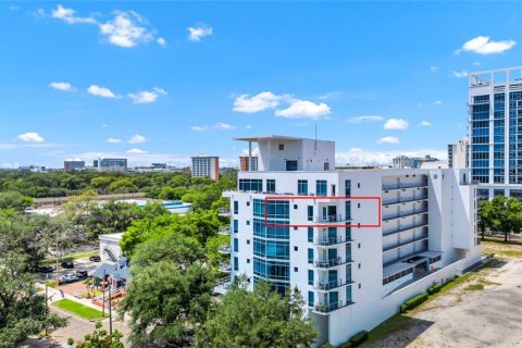 Copropriété à louer à Orlando, Floride: 3 chambres, 175.03 m2 № 2430401 - photo 3