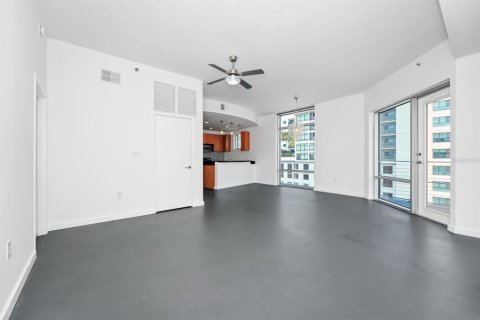 Copropriété à louer à Orlando, Floride: 3 chambres, 175.03 m2 № 2430401 - photo 7