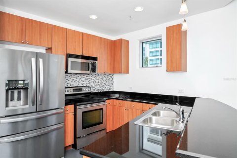 Copropriété à louer à Orlando, Floride: 3 chambres, 175.03 m2 № 2430401 - photo 12