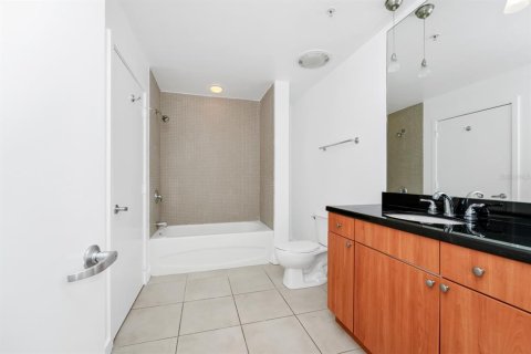 Copropriété à louer à Orlando, Floride: 3 chambres, 175.03 m2 № 2430401 - photo 24