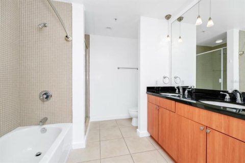 Copropriété à louer à Orlando, Floride: 3 chambres, 175.03 m2 № 2430401 - photo 18