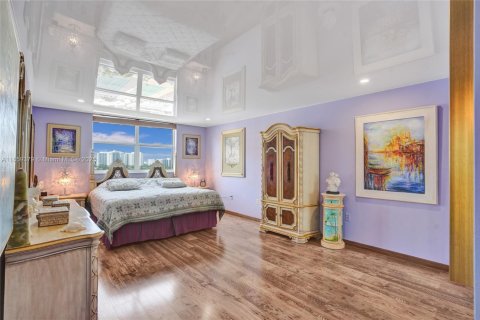 Condominio en venta en Hallandale Beach, Florida, 2 dormitorios, 126.35 m2 № 1890054 - foto 28