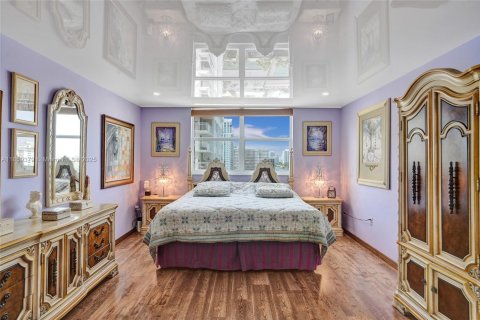 Condominio en venta en Hallandale Beach, Florida, 2 dormitorios, 126.35 m2 № 1890054 - foto 29