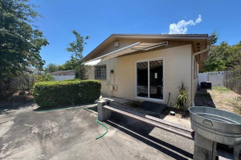 House in Tampa, Florida 3 bedrooms, 133.78 sq.m. № 1901314 - photo 29