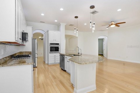 Casa en venta en Tampa, Florida, 4 dormitorios, 212 m2 № 1662336 - foto 21