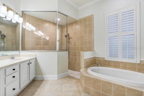 Casa en venta en Tampa, Florida, 4 dormitorios, 212 m2 № 1662336 - foto 30