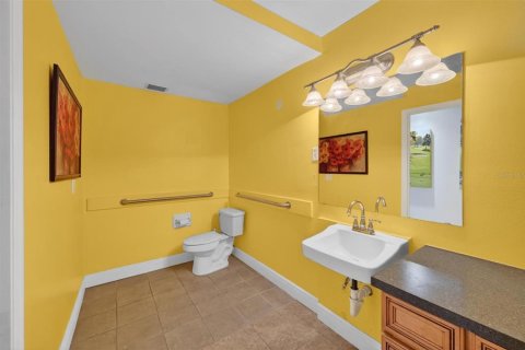 Commercial property in Apopka, Florida 256.41 sq.m. № 2102352 - photo 19