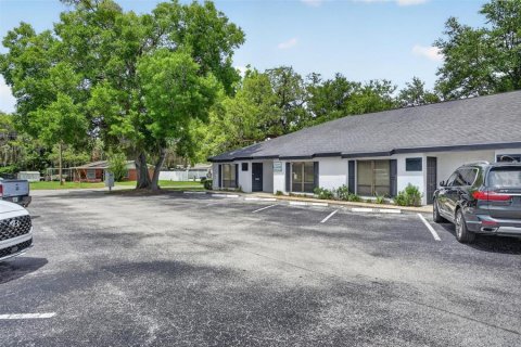 Commercial property in Apopka, Florida 256.41 sq.m. № 2102352 - photo 6