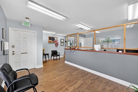 Commercial property in Apopka, Florida 256.41 sq.m. № 2102352 - photo 9