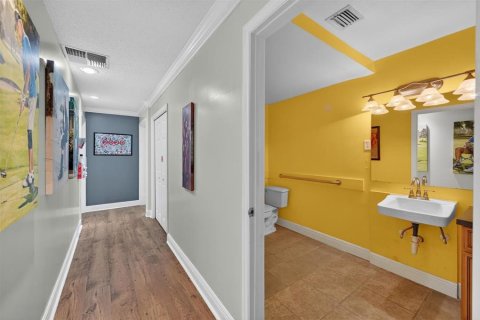 Commercial property in Apopka, Florida 256.41 sq.m. № 2102352 - photo 20