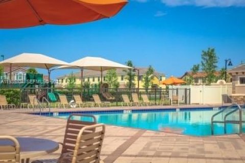 Casa en alquiler en Orlando, Florida, 3 dormitorios, 225.2 m2 № 1993822 - foto 28