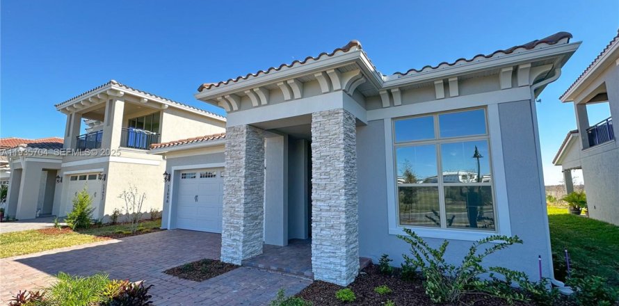 Casa en Orlando, Florida 3 dormitorios, 225.2 m2 № 1993822