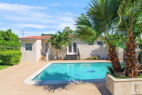 Villa ou maison à louer à Miami, Floride: 3 chambres, 107.4 m2 № 1922819 - photo 18