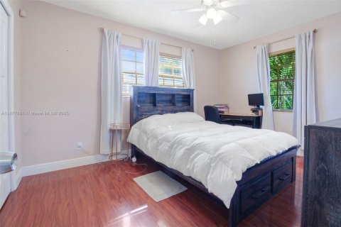 Villa ou maison à louer à Miami, Floride: 3 chambres, 107.4 m2 № 1922819 - photo 13