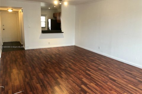 Condo in Davie, Florida, 1 bedroom  № 1931641 - photo 8