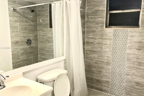 Condo in Davie, Florida, 1 bedroom  № 1931641 - photo 15