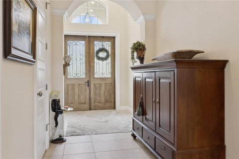 House in Howey-in-the-Hills, Florida 3 bedrooms, 192.49 sq.m. № 2277699 - photo 9