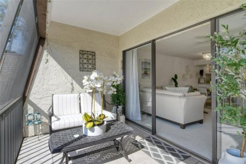 Condo in Sarasota, Florida, 2 bedrooms  № 685311 - photo 14