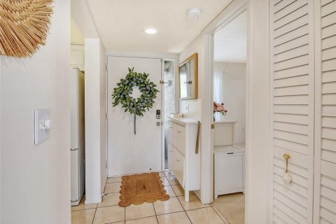 Condo in Sarasota, Florida, 2 bedrooms  № 685311 - photo 5