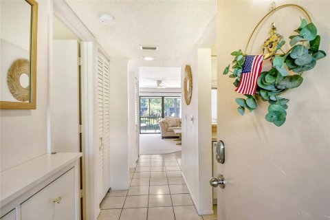 Condo in Sarasota, Florida, 2 bedrooms  № 685311 - photo 4