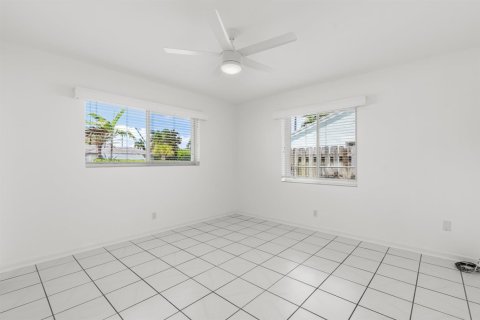 Casa en alquiler en West Palm Beach, Florida, 2 dormitorios, 122.45 m2 № 2085987 - foto 24