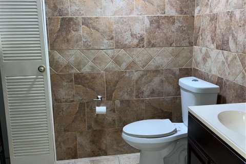 Copropriété à vendre à Orlando, Floride: 3 chambres, 116.87 m2 № 1762187 - photo 10