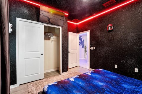 Townhouse in Davenport, Florida 5 bedrooms, 212.1 sq.m. № 1598347 - photo 17