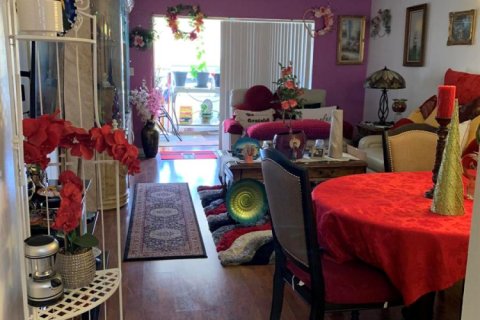 Condo in Margate, Florida, 2 bedrooms  № 2245528 - photo 18