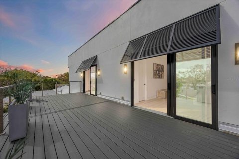 Villa ou maison à vendre à Sarasota, Floride: 5 chambres, 339.19 m2 № 2125126 - photo 22