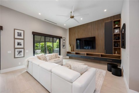 Villa ou maison à vendre à Sarasota, Floride: 5 chambres, 339.19 m2 № 2125126 - photo 5