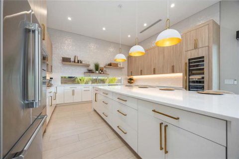Villa ou maison à vendre à Sarasota, Floride: 5 chambres, 339.19 m2 № 2125126 - photo 7