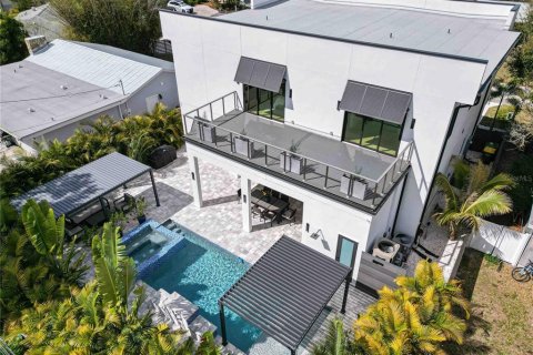 Villa ou maison à vendre à Sarasota, Floride: 5 chambres, 339.19 m2 № 2125126 - photo 30